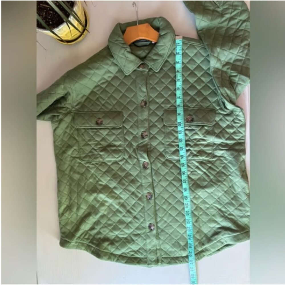 NWT vineyard vines Quilted Dreamcloth Shirt Jacket in Cypress - Picture 3 of 11